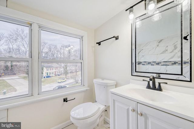 207 S ROCK GLEN RD, Baltimore, MD 21229