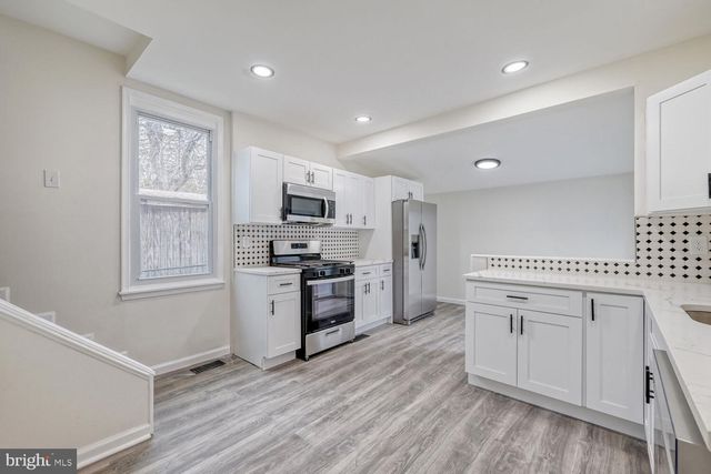 207 S ROCK GLEN RD, Baltimore, MD 21229