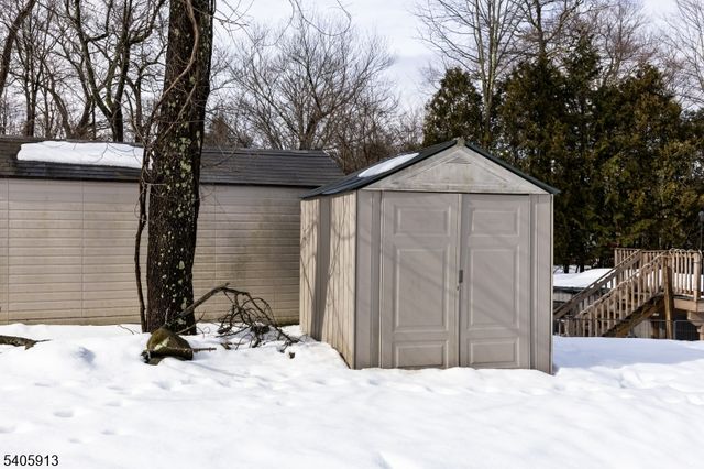 654 Succasunna Rd, Mount Arlington Boro, NJ 07850