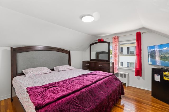 207 Washington St, Leominster, MA 01453