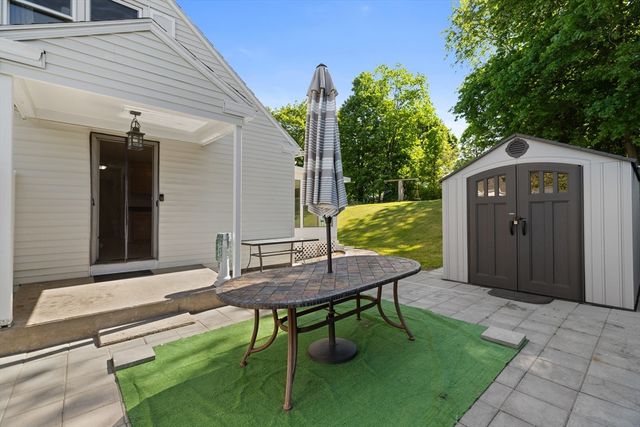 207 Washington St, Leominster, MA 01453