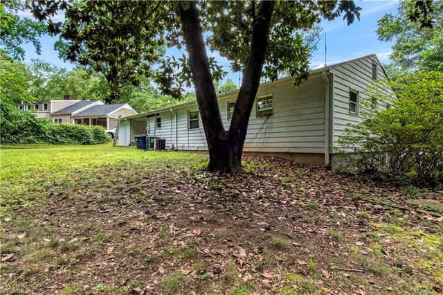 1609 Normandy Lane, Winston-salem, NC 27103