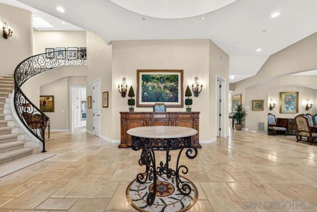 6253 Clubhouse Drive, Rancho Santa Fe, CA 92067