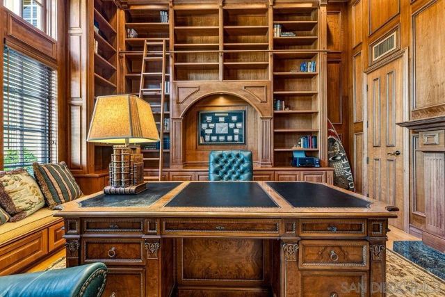 6253 Clubhouse Drive, Rancho Santa Fe, CA 92067