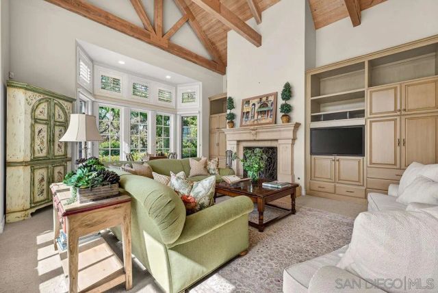 6253 Clubhouse Drive, Rancho Santa Fe, CA 92067