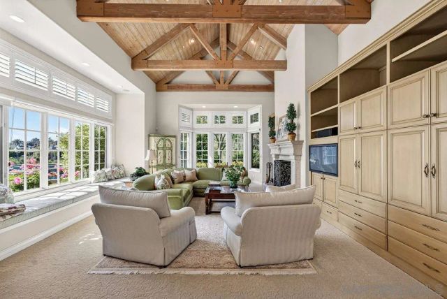 6253 Clubhouse Drive, Rancho Santa Fe, CA 92067