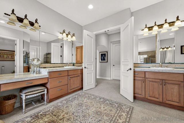 6253 Clubhouse Drive, Rancho Santa Fe, CA 92067