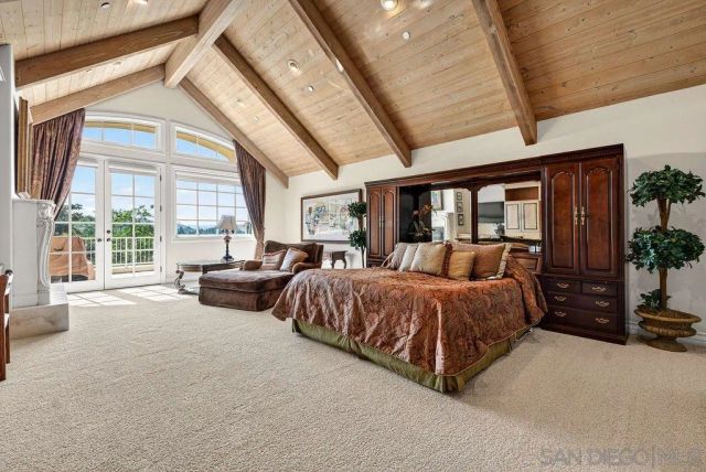 6253 Clubhouse Drive, Rancho Santa Fe, CA 92067