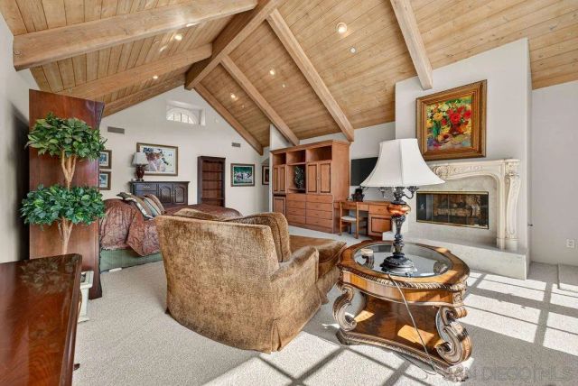 6253 Clubhouse Drive, Rancho Santa Fe, CA 92067