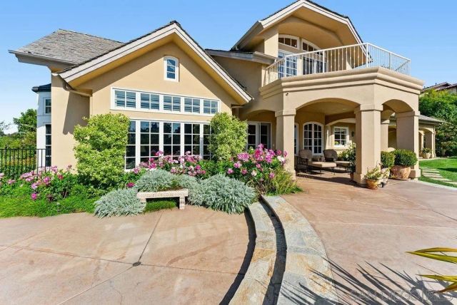 6253 Clubhouse Drive, Rancho Santa Fe, CA 92067