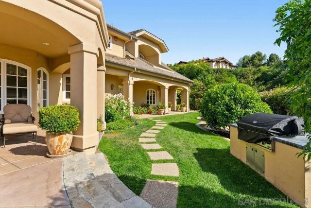 6253 Clubhouse Drive, Rancho Santa Fe, CA 92067