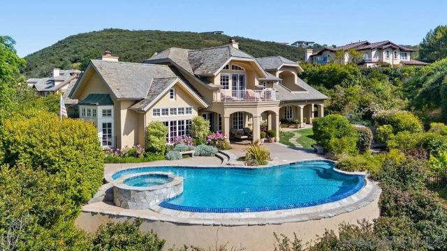 6253 Clubhouse Drive, Rancho Santa Fe, CA 92067