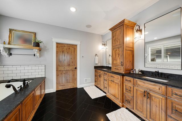 8524 Haeg Drive, Bloomington, MN 55431