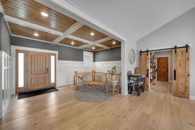8524 Haeg Drive, Bloomington, MN 55431