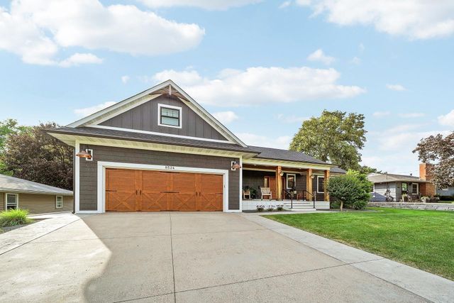 8524 Haeg Drive, Bloomington, MN 55431