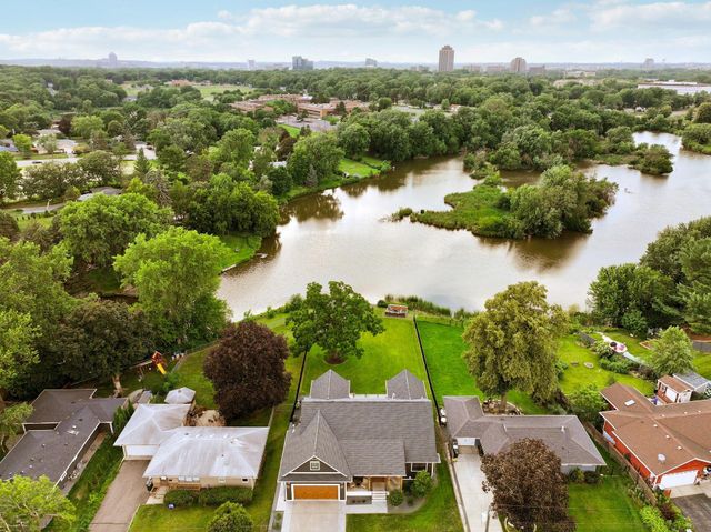 8524 Haeg Drive, Bloomington, MN 55431