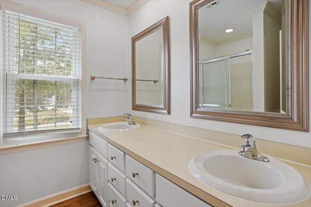 119 E Stratford Drive, Henderson, NC 27537