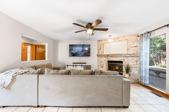 164 Rebecca Way, Folsom, CA 95630