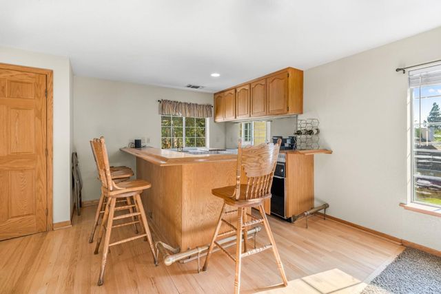 164 Rebecca Way, Folsom, CA 95630