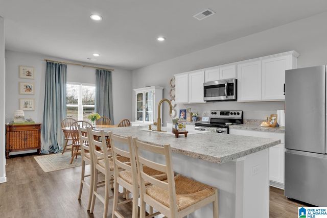 8653 MOHRING PLACE, Leeds, AL 35094