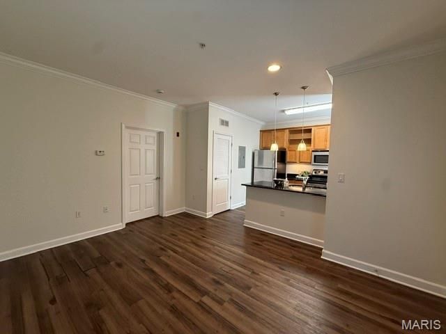 2632 McKnight Crossing Court, Rock Hill, MO 63124