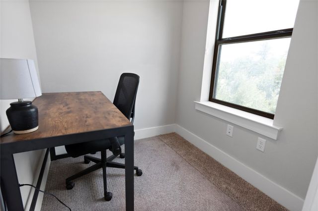 13309 Morris RD 62, Austin, TX 78729