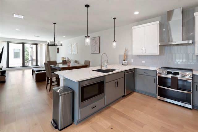 13309 Morris RD 62, Austin, TX 78729