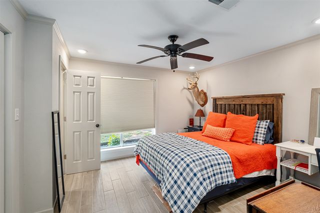 1725 Oak Shore Drive, Tool, TX 75143