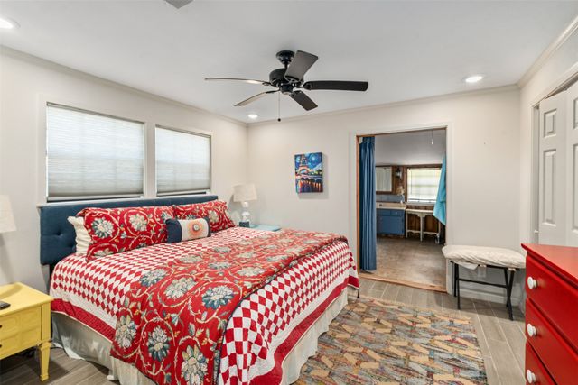 1725 Oak Shore Drive, Tool, TX 75143