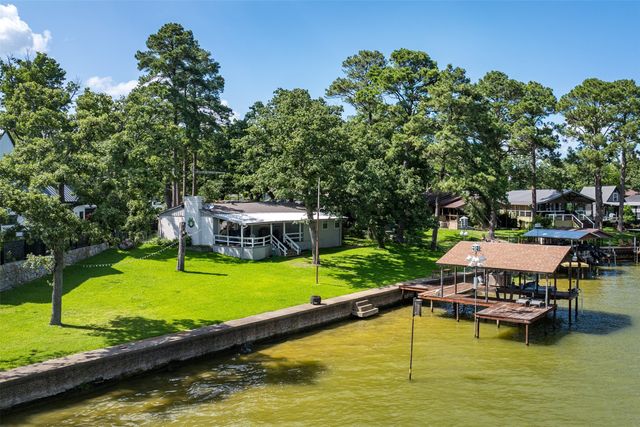 1725 Oak Shore Drive, Tool, TX 75143