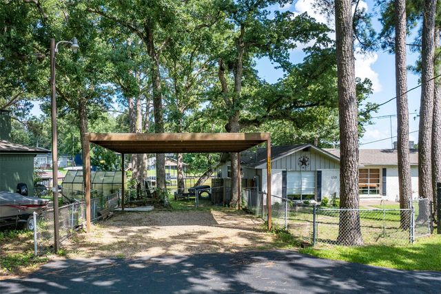 1725 Oak Shore Drive, Tool, TX 75143