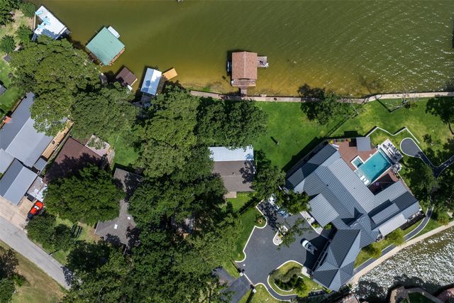 1725 Oak Shore Drive, Tool, TX 75143