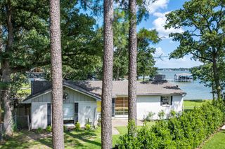 1725 Oak Shore Drive, Tool, TX 75143