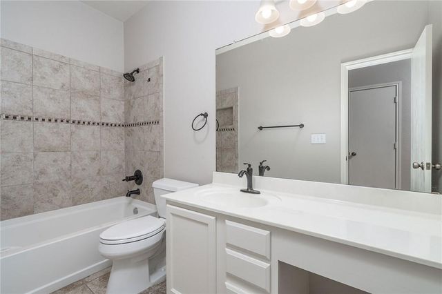 2116 Woodway DR, Leander, TX 78641