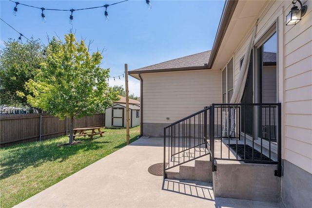 2116 Woodway DR, Leander, TX 78641