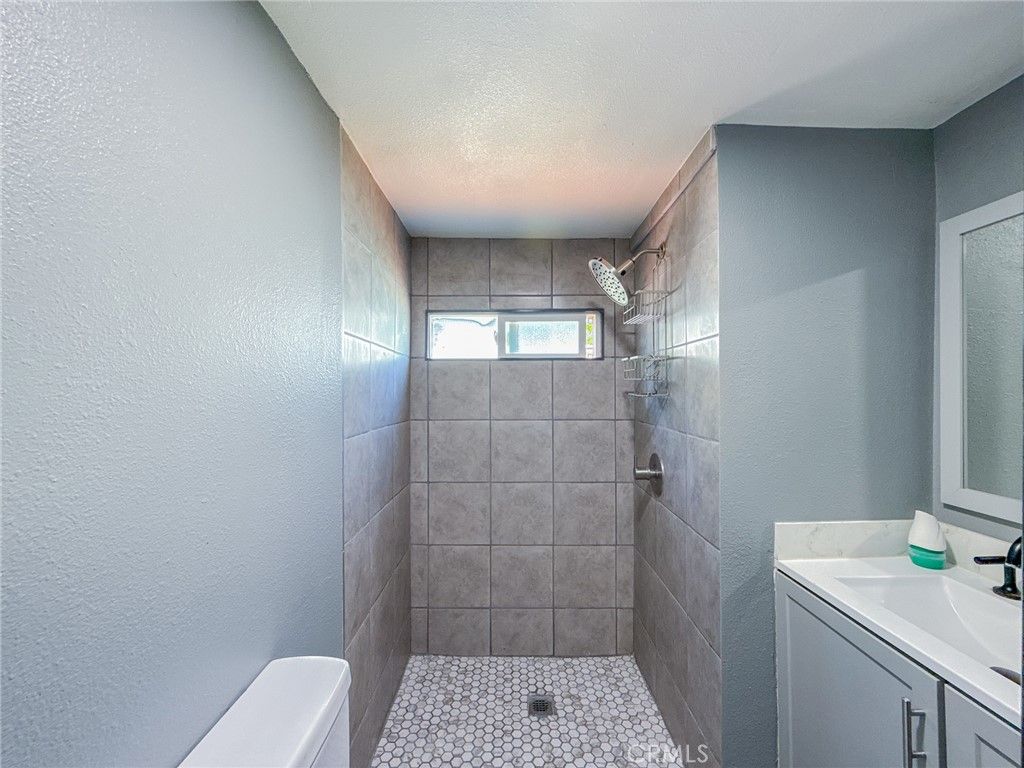 Image 18 of property listing at 1258 W Rosamond Boulevard 14, Rosamond, CA 93560