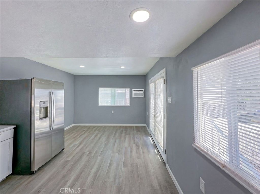 Image 9 of property listing at 1258 W Rosamond Boulevard 14, Rosamond, CA 93560