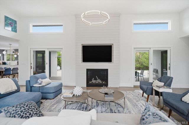 4 Stillwaters Lane, Westhampton Beach, NY 11978