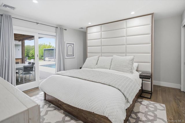 4 Stillwaters Lane, Westhampton Beach, NY 11978