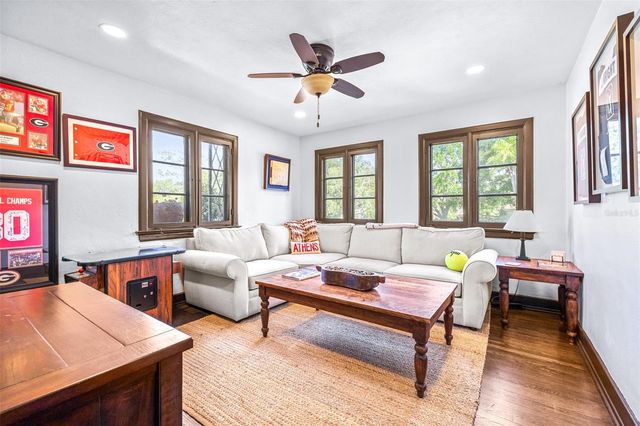 61 LADOGA AVENUE, Tampa, FL 33606