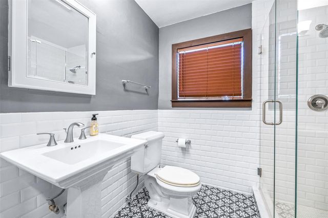 61 LADOGA AVENUE, Tampa, FL 33606