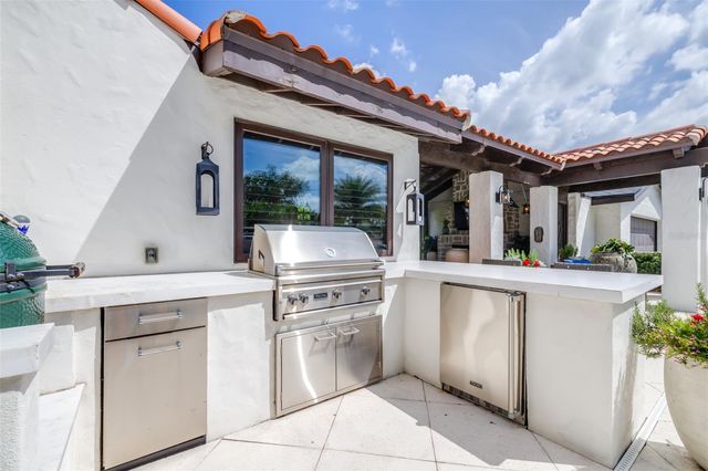 61 LADOGA AVENUE, Tampa, FL 33606