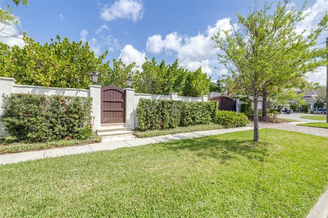 61 LADOGA AVENUE, Tampa, FL 33606