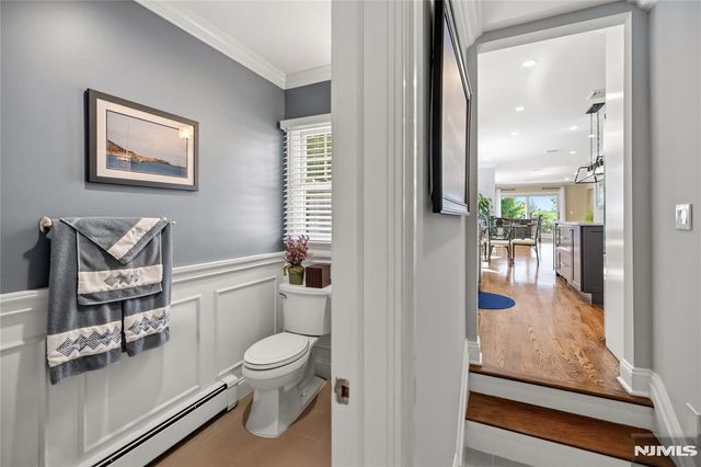 40 Mountainview Terrace, Hillsdale, NJ 07642