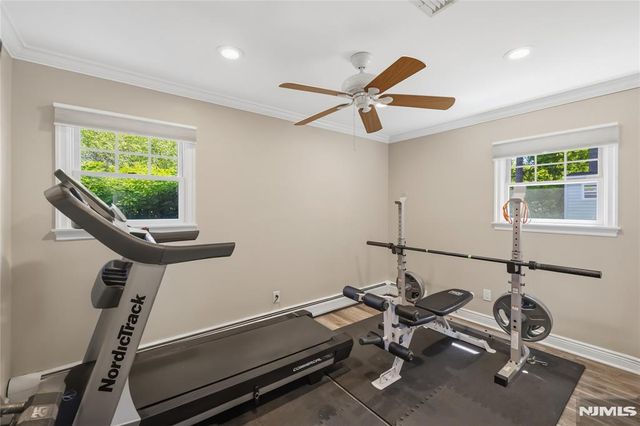 40 Mountainview Terrace, Hillsdale, NJ 07642