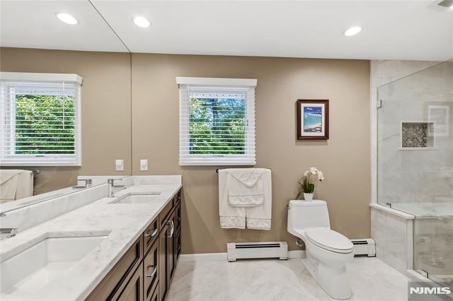 40 Mountainview Terrace, Hillsdale, NJ 07642