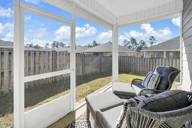 742 Marquis Way, Freeport, FL 32439