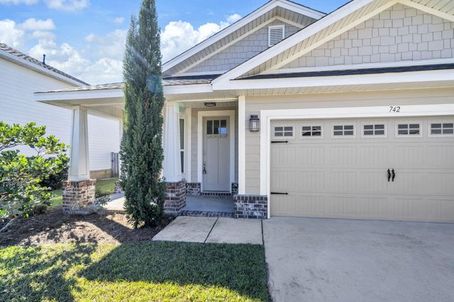 742 Marquis Way, Freeport, FL 32439