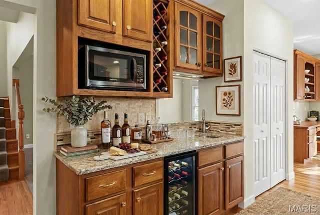 125 Gardner Place, St Charles, MO 63301