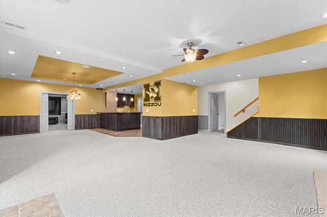 125 Gardner Place, St Charles, MO 63301